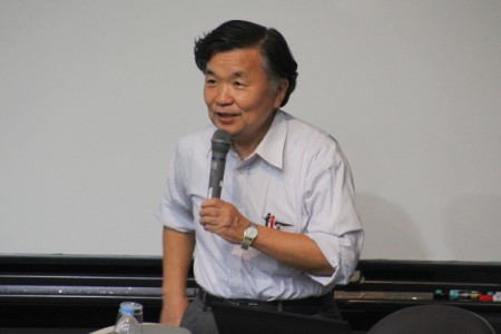 講師の松浦俊和先生